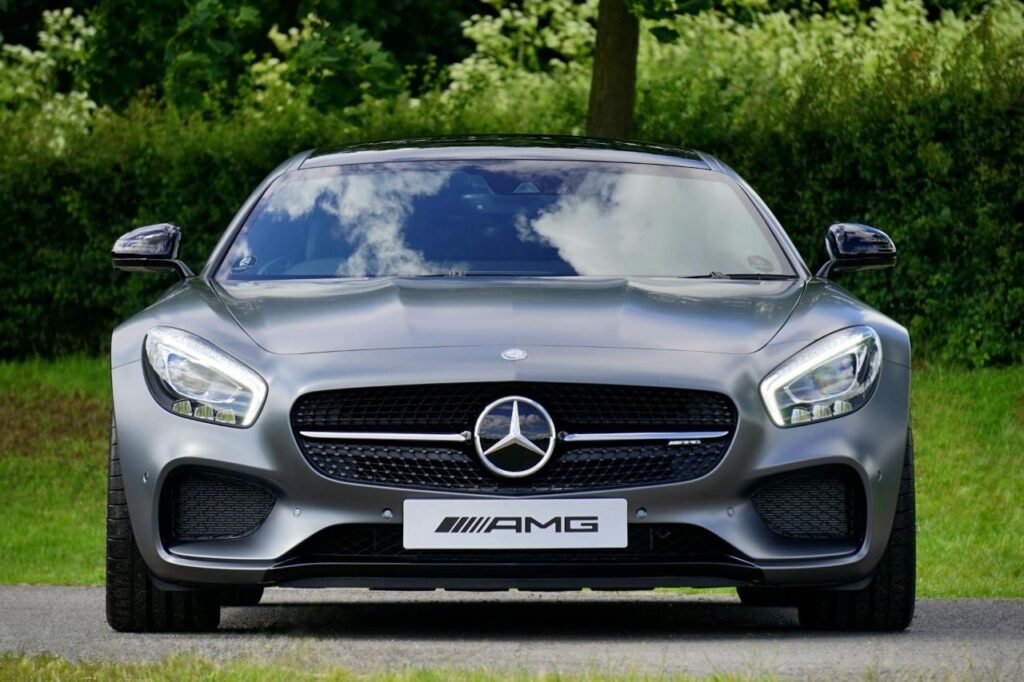 Mercedes-Benz S-Class sblack color safesty